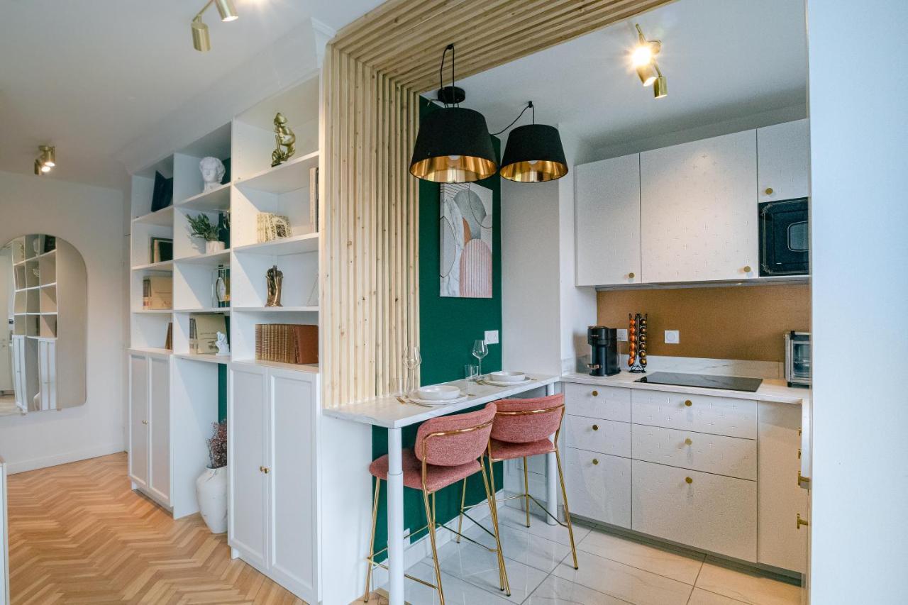 The Green Home - Quiet And Fully Equipped High-End Studio With Parking Courcouronnes Exterior photo