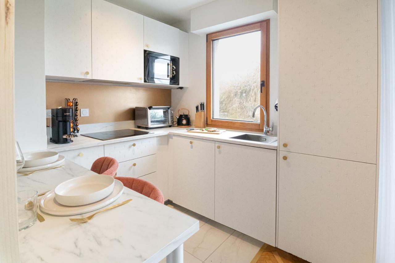 The Green Home - Quiet And Fully Equipped High-End Studio With Parking Courcouronnes Exterior photo