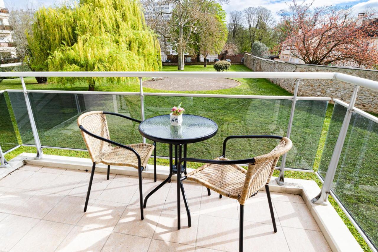 The Green Home - Quiet And Fully Equipped High-End Studio With Parking Courcouronnes Exterior photo